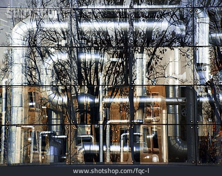 
                Spiegelung, Glasfassade                   