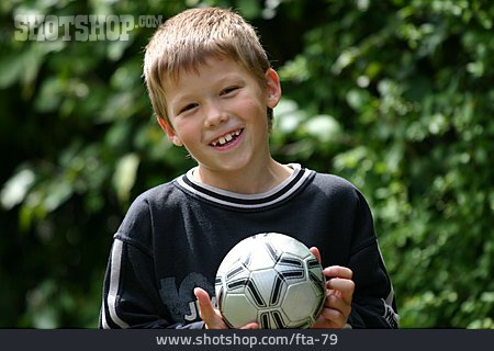 
                Junge, Fußball                   