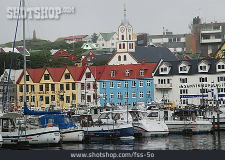 
                Thorshavn, Färöer                   