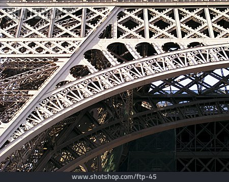 
                Eiffelturm                   