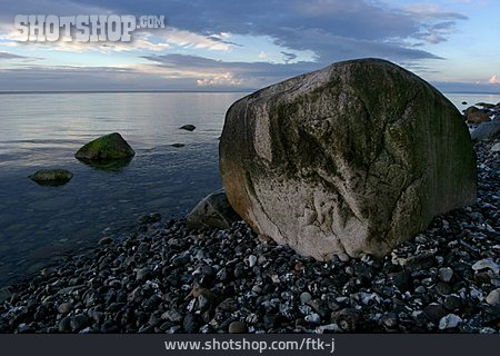 
                Sea, Stones, Rügen                   