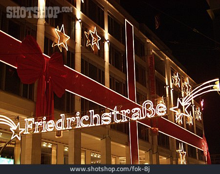 
                Weihnachten, Berlin, Beleuchtung, Friedrichstraße                   