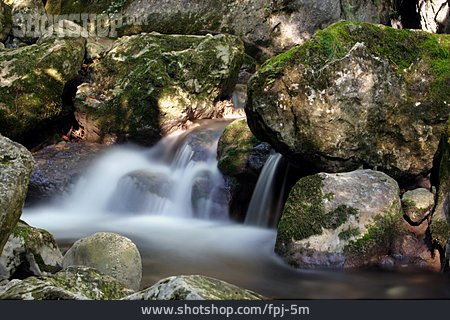 
                Wasserfall, Steine                   