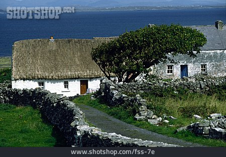 
                Wohnhaus, Irland                   