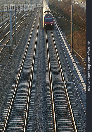 
                Bewegung & Geschwindigkeit, Eisenbahn, Schienen                   