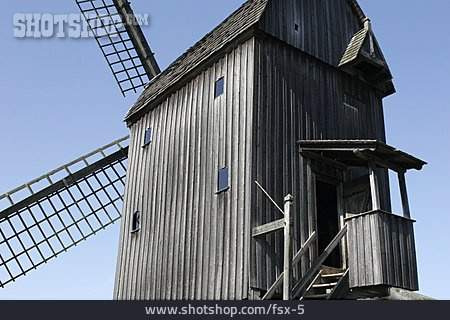 
                Windmühle                   