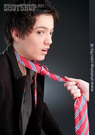
                Teenager, Krawatte                   