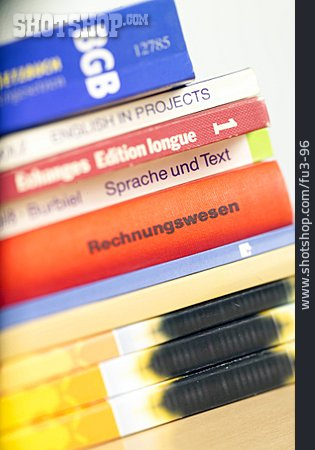 
                Lernen, Buchrücken, Lehrbuch, Qualifizierung                   
