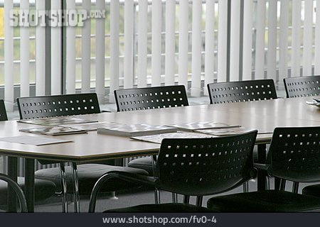 
                Stühle, Tisch, Konferenztisch                   