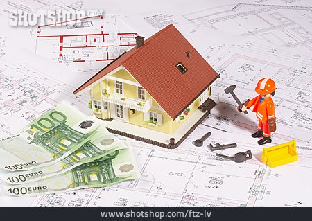 
                Finanzierung, Bauarbeiter, Bausparen, Eigenheim                   