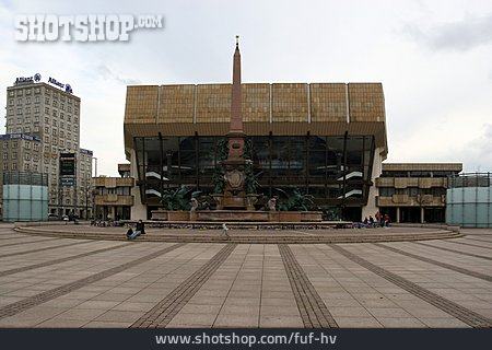 
                Leipzig, Gewandhaus, Sozialistische Architektur                   