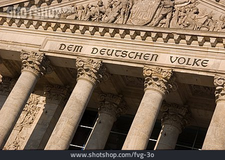 
                Fassade, Reichstag                   