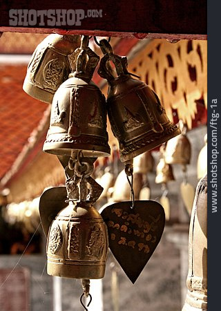 
                Tempelberg, Chiang Mai, Glocken                   