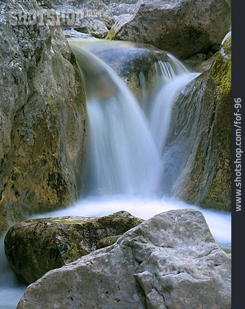 
                Wasser, Wasserfall, Stein, Fließen                   
