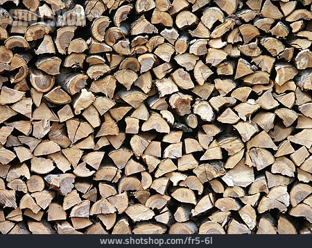 
                Holz, Holzstapel, Anzündholz                   