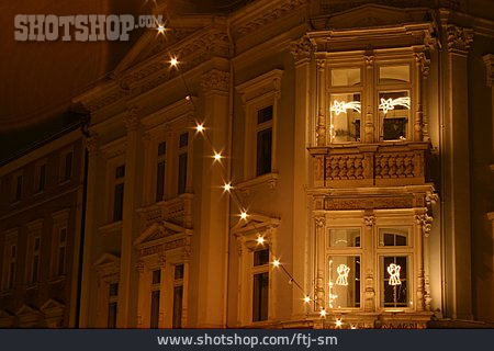 
                Fassade, Lichterkette, Weihnachtsbeleuchtung                   