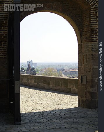 
                Burg, Tor, Nürnberg                   