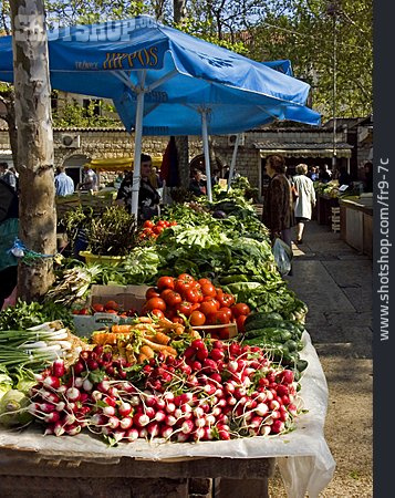 
                Markt, Wochenmarkt, Gemüsemarkt                   
