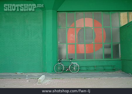 
                Isolation & Einsamkeit, Fahrrad                   