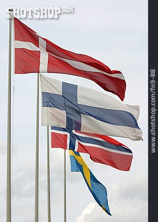 
                Flaggen, Skandinavien                   
