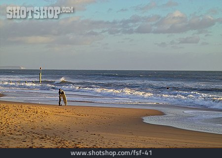 
                Strand, Meer, Surfer                   