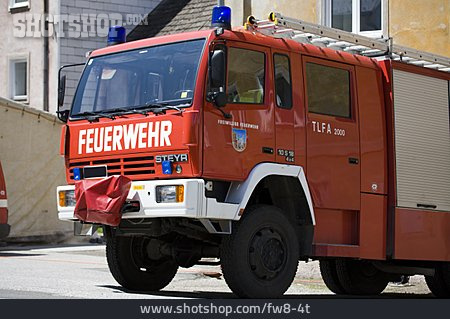 
                Feuerwehr, Löschfahrzeug                   