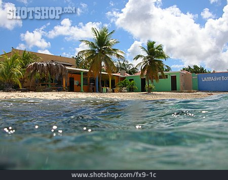 
                Strand, Karibik                   