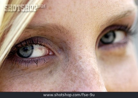 
                Junge Frau, Augen, Blaue Augen, Sommersprosse                   