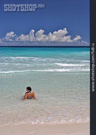 
                Strand, Seychellen                   
