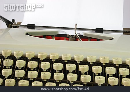 
                Blatt, Schreibmaschine                   