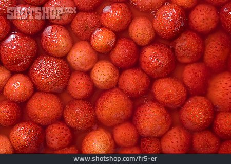 
                Rot, Erdbeere                   