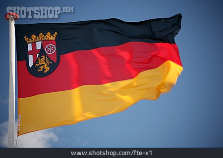 
                Fahne, Rheinland-pfalz, Bundesland                   