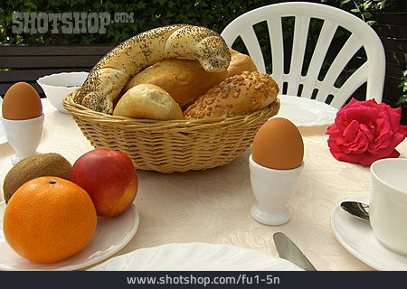 
                Breakfast Table                   
