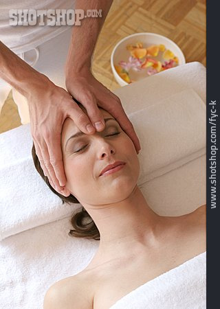 
                Wellness & Relax, Massage, Gesichtsmassage                   