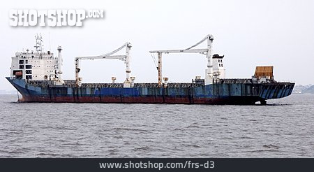 
                Frachtschiff, Containerschiff, Amazonas                   