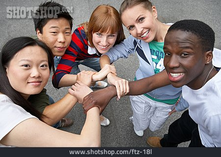 
                Jugendliche, Freundschaft, International, Freunde, Multikulturell, Clique                   