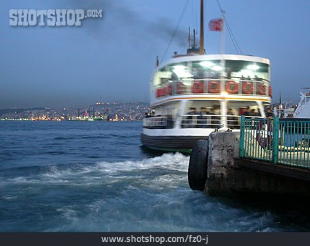 
                Fähre, Türkei, Goldenes Horn, Bosporus                   