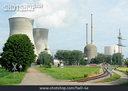 
                Industrielandschaft, Atomkraftwerk, Gundremmingen                   