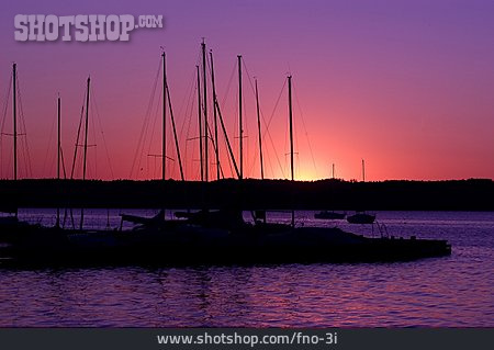 
                Sonnenuntergang, Hafen, Starnberger See                   