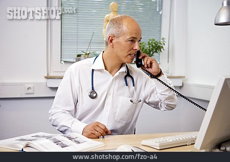 
                Arzt, Telefonieren, Ergebnis, Praxis                   