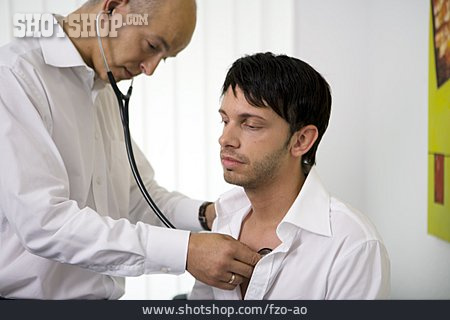 
                Arzt, Untersuchung, Stethoskop, Abhören                   