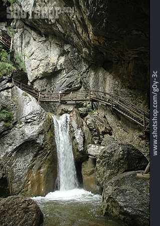 
                Schlucht, Wasserfall                   