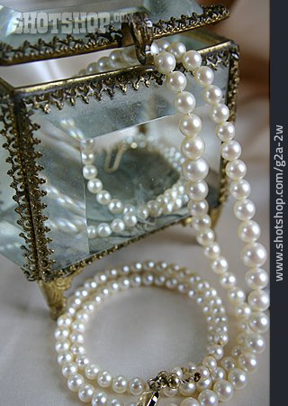 
                Luxus, Perlenkette, Schmuckkästchen                   
