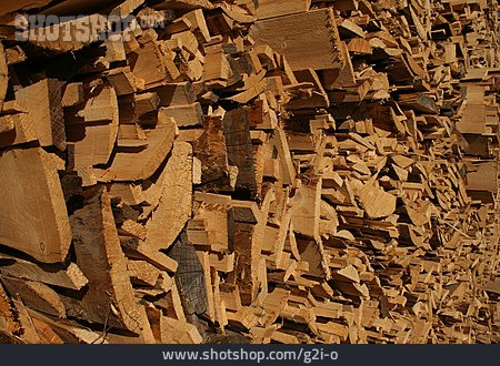 
                Holzstapel                   