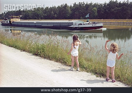 
                Sommer, Kinder, Frachtschiff, Winken, Rhein-main-donau-kanal                   