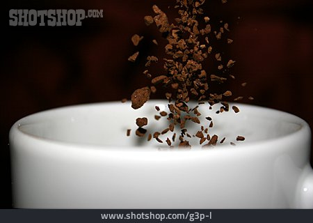 
                Fallen, Kaffeepulver                   