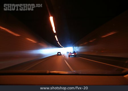 
                Autobahn, Tunnel                   