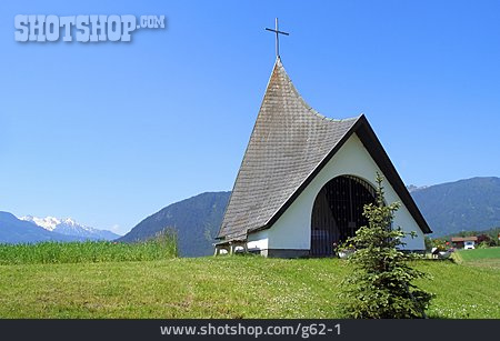 
                Gebirge, Moderne Architektur, Kapelle                   
