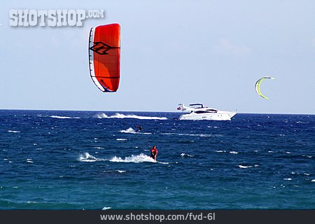 
                Wassersport, Kitesurfen                   