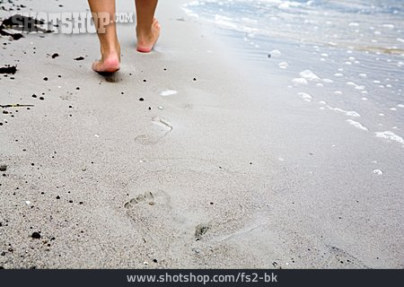 
                Strand, Strandspaziergang, Fuß                   